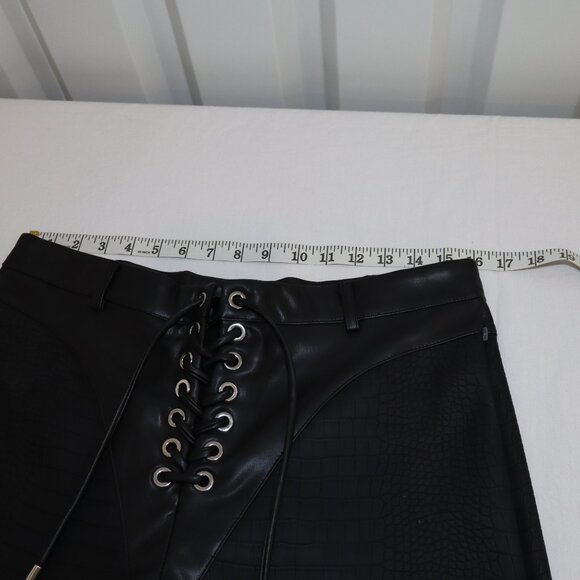 Maniere De Voir Womens Vegan Leather Croc Embossed Lace Up Pants Size 12 NWT - Picture 10 of 13